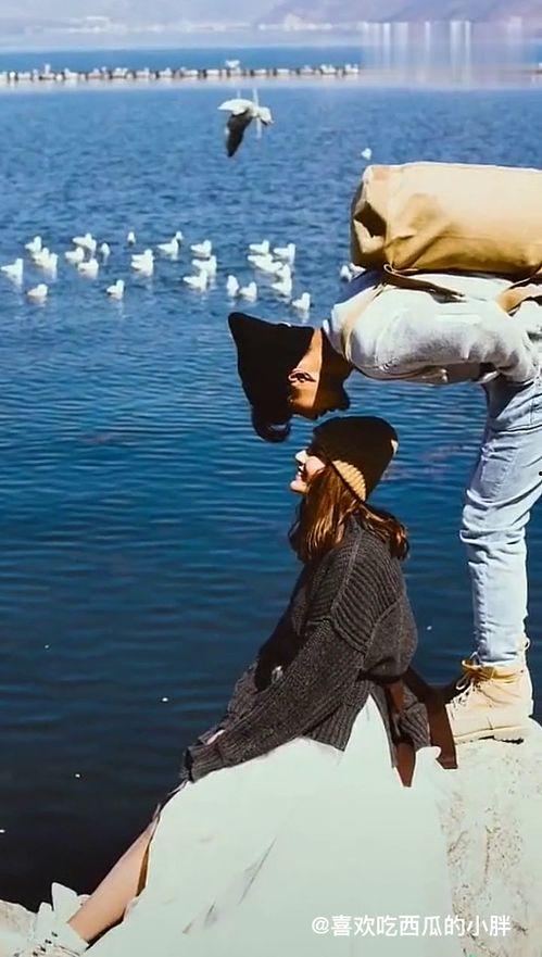 吃瓜群众的大叔们图片,欢乐瞬间捕捉