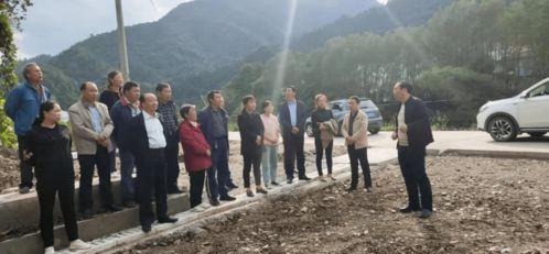 贵溪市罗河镇吃瓜群众,吃瓜群众热议,夏日炎炎话瓜香